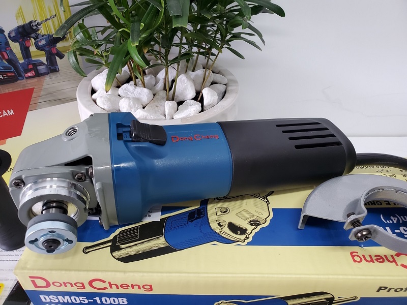 Máy mài góc Dongcheng DSM05-100B Máy mài góc Dongcheng DSM05-100B