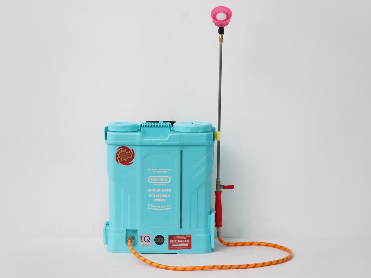 Máy phun thuốc trừ sâu có khả năng phun 4.6 lít/phút Máy phun thuốc trừ sâu