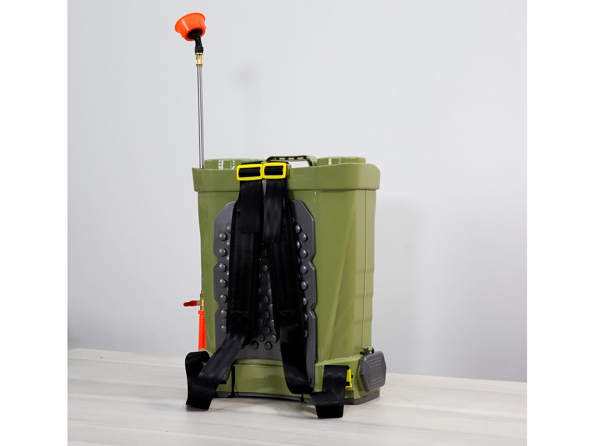 Li20KT có bình chứa bằng nhựa Li20KT