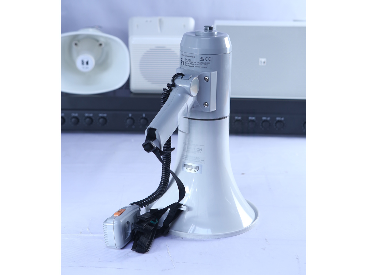 ER-3215 có thời gian sử dụng pin xấp xỉ 9 giờ ER-3215