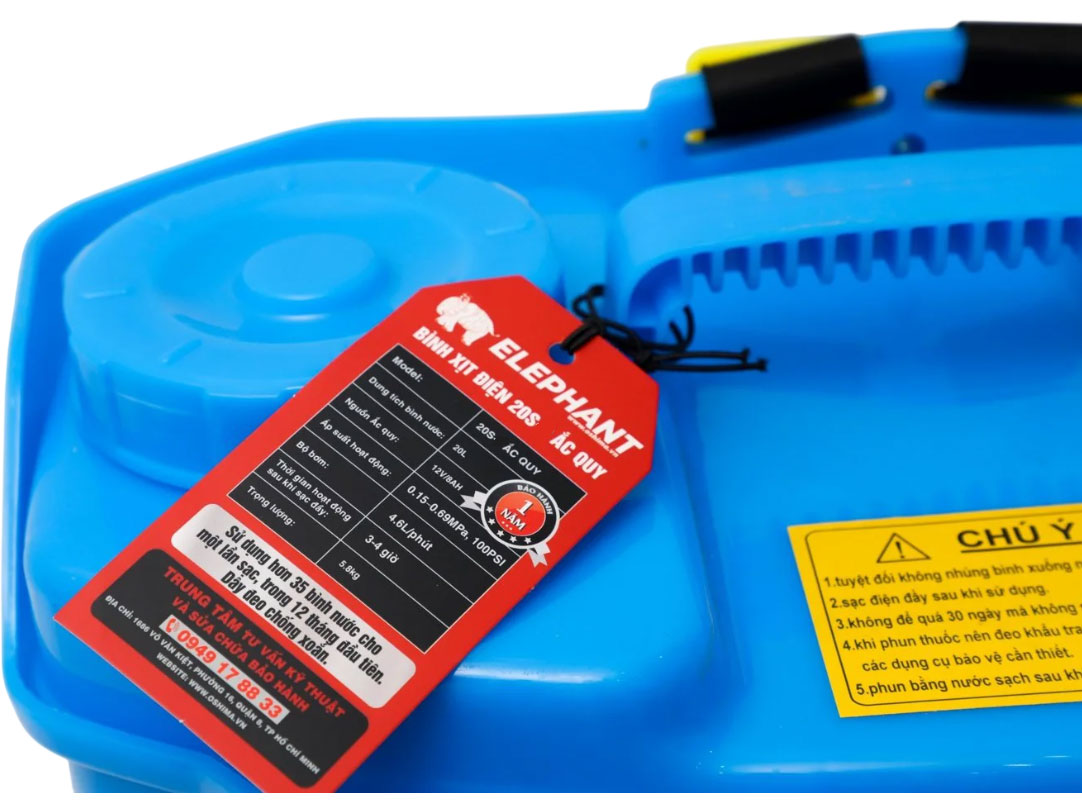 Bình xịt thuốc trừ sâu sạc đầy ắc quy phun từ 3 - 4 giờ liên tục Bình xịt thuốc trừ sâu