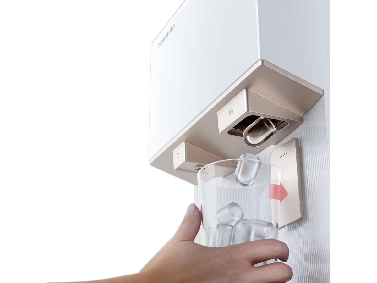 Máy nước nóng lạnh làm đá  