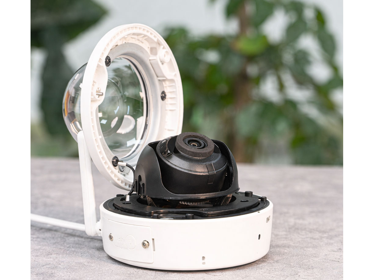 Camera DS-2CV2121G2-IDW có tầm quan sát ban đêm 30m Camera DS-2CV2121G2-IDW