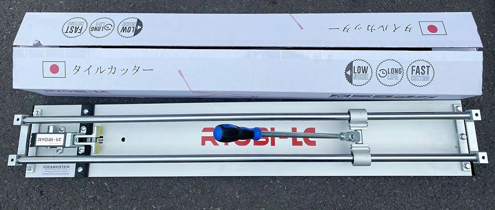 Bàn cắt gạch 100 cm Ryobi LTA-1000