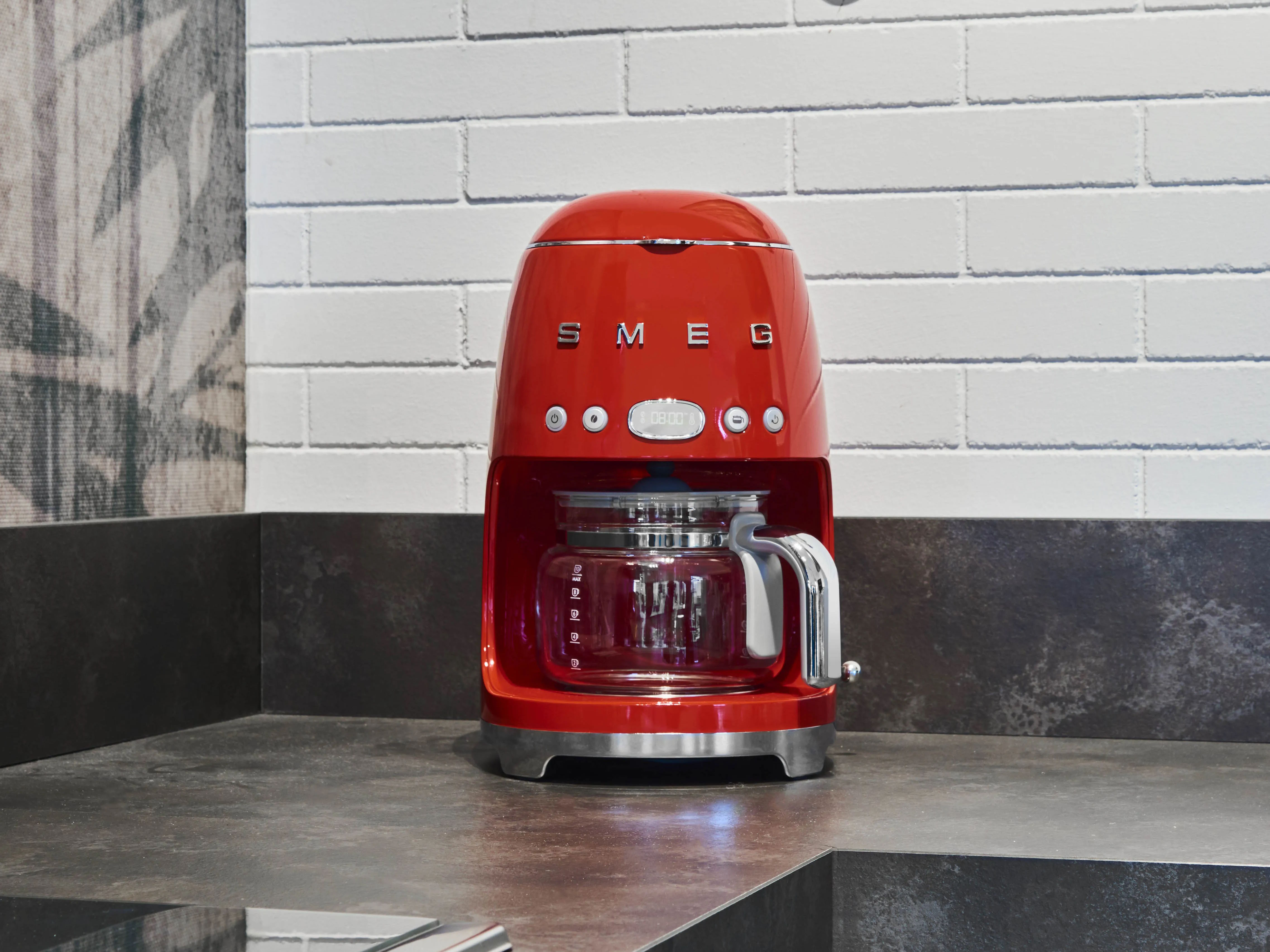Máy pha cà phê SMEG DCF02RDEU