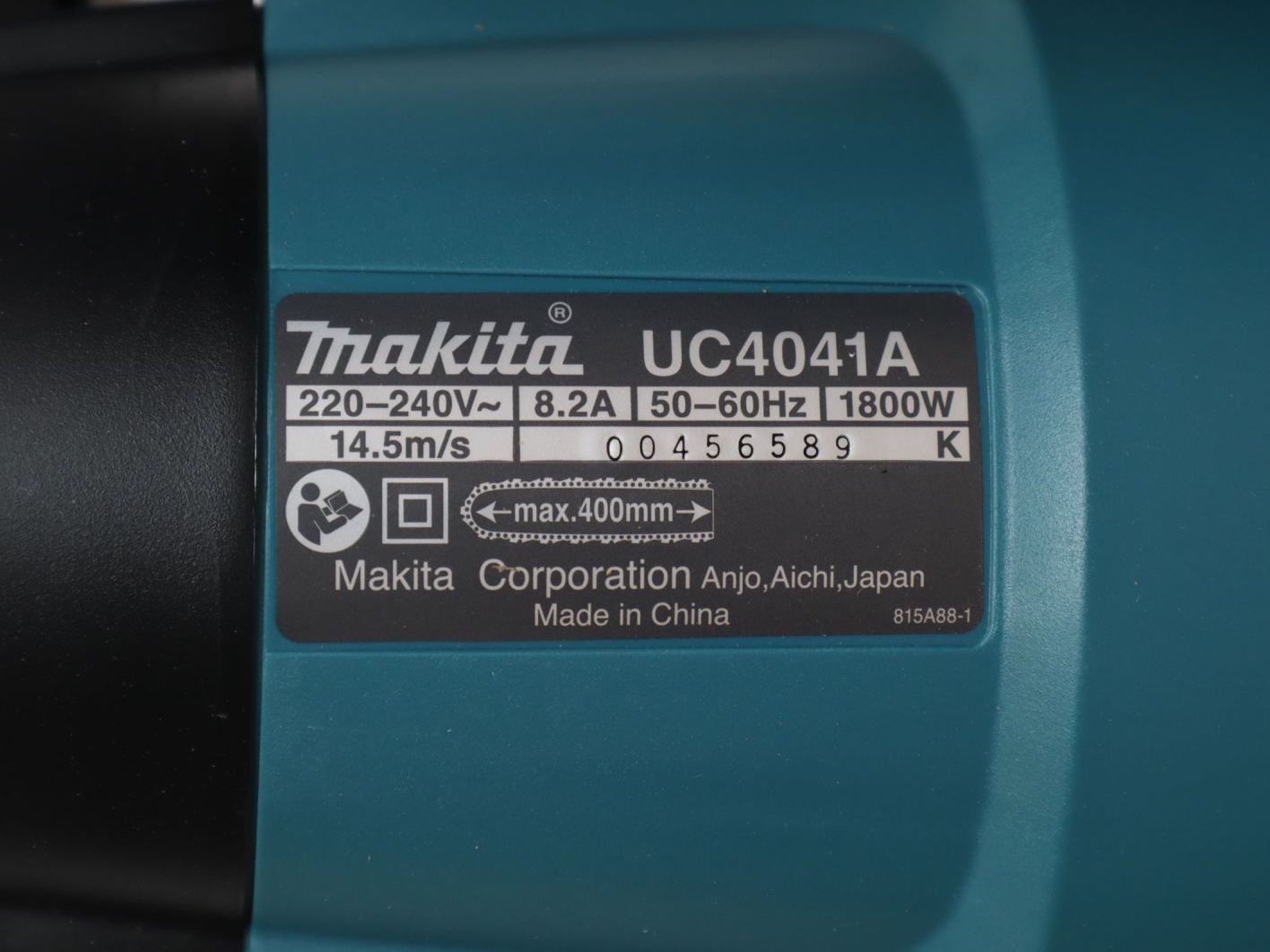 Máy cưa xích dùng pin