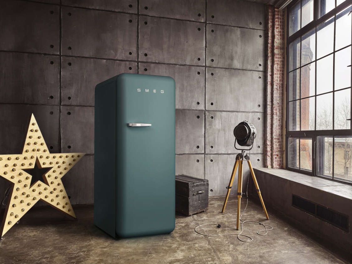 Tủ lạnh Smeg FAB28RDEG6