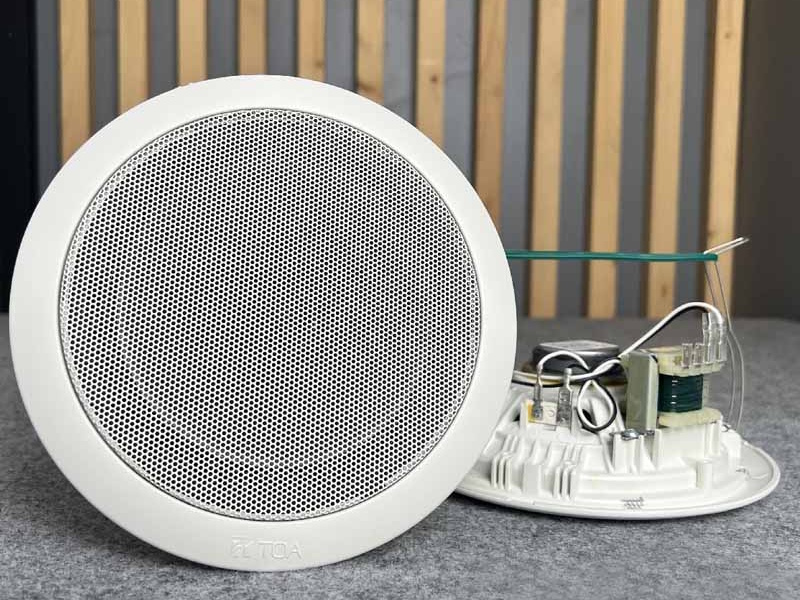 Loa âm trần TOA PC-658R
