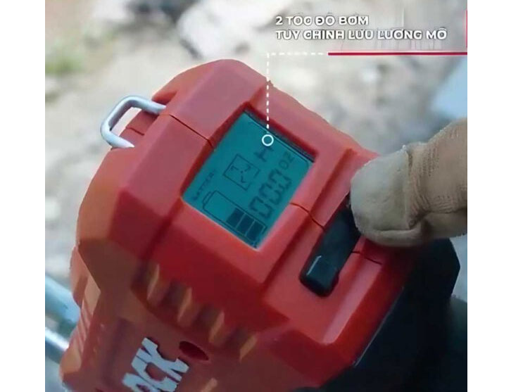 Súng bơm mỡ dùng pin DCK  