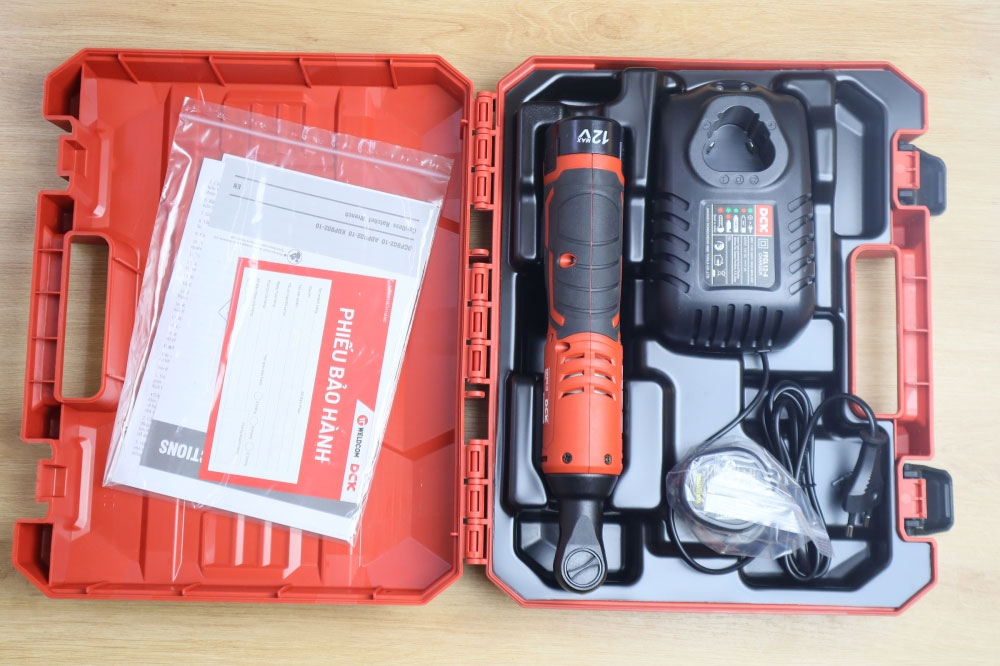 Máy siết bu lông góc dùng pin Li-ion 12V KDPB02-10 (TYPE EK)