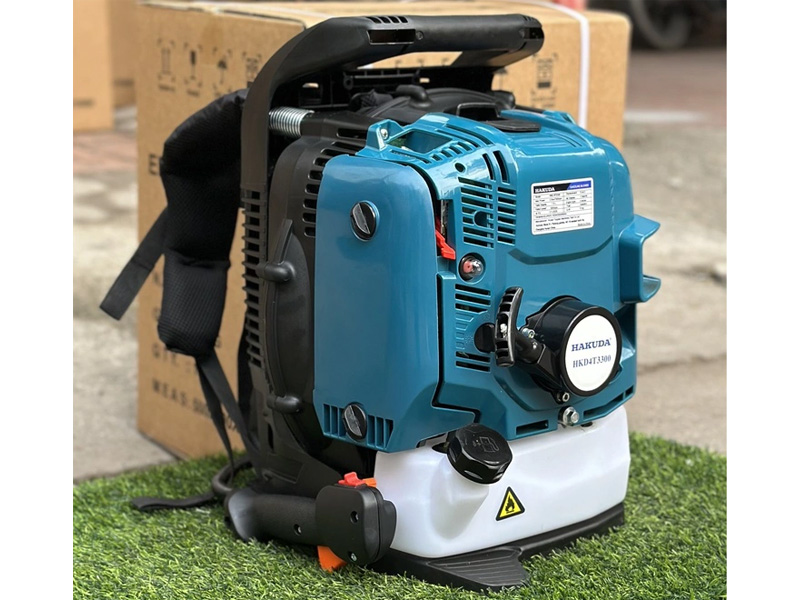 Máy thổi lá chạy xăng 4 thì Hakuda 3.3KW HKD4T3300