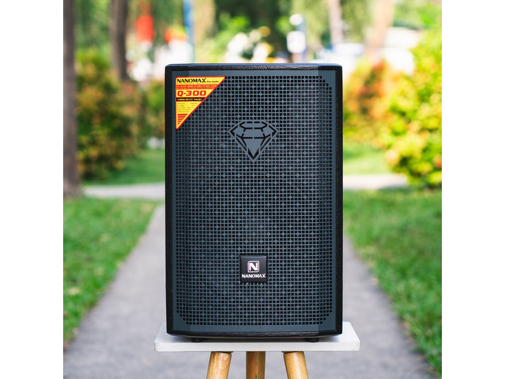 Loa Karaoke Nanomax Q-300 Loa Karaoke Nanomax Q-300