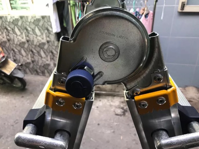 Thang nhôm chữ A Poongsan 