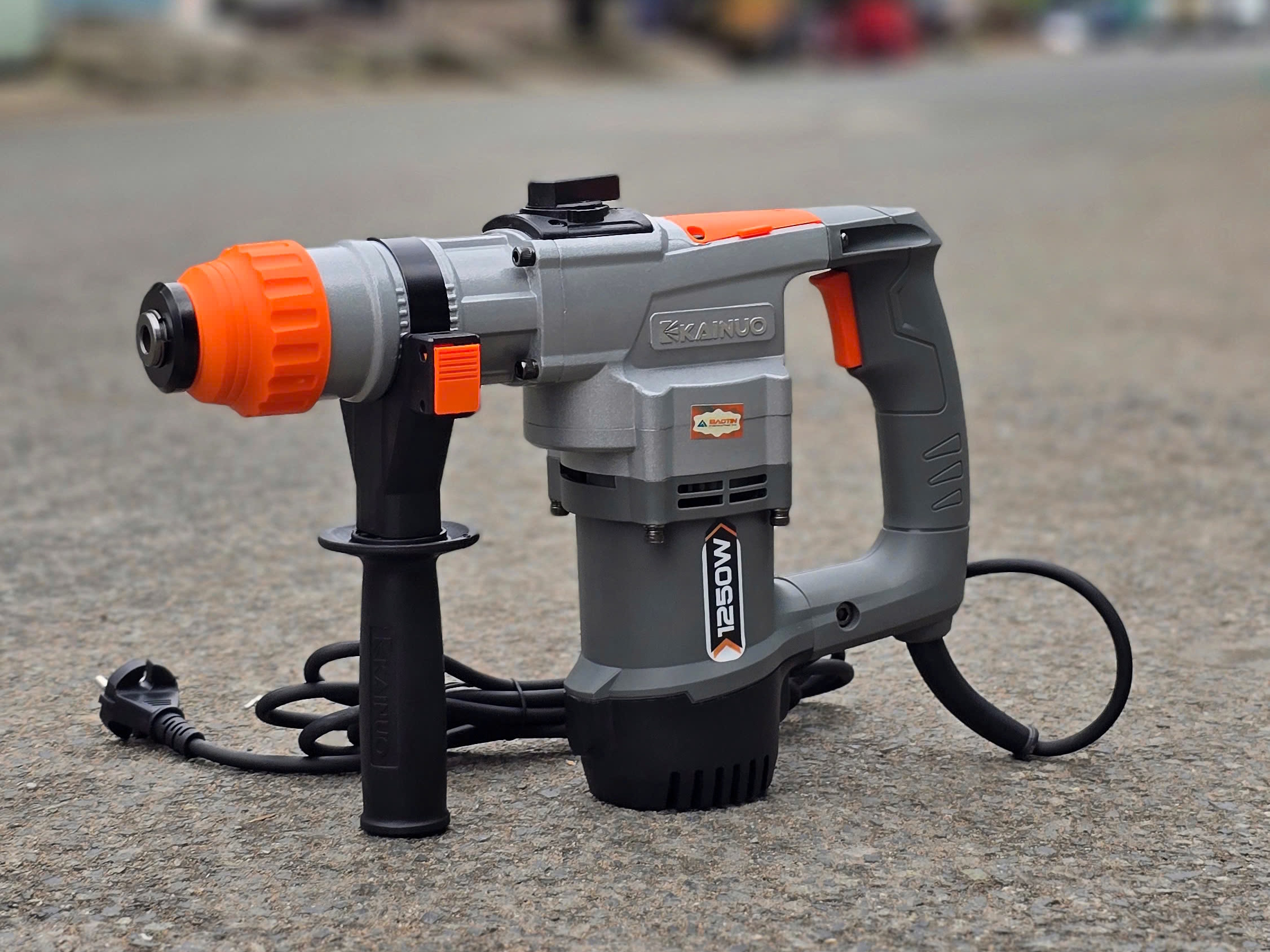 Máy khoan bê tông Kainuo 8268C