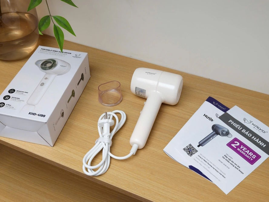 Máy sấy tóc ion âm Kaiyo