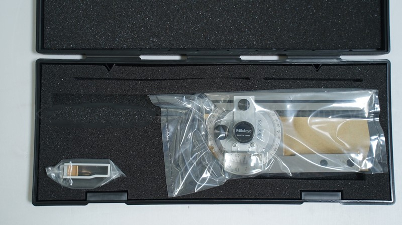 Thước đo góc có độ dài 150mm Thước đo góc