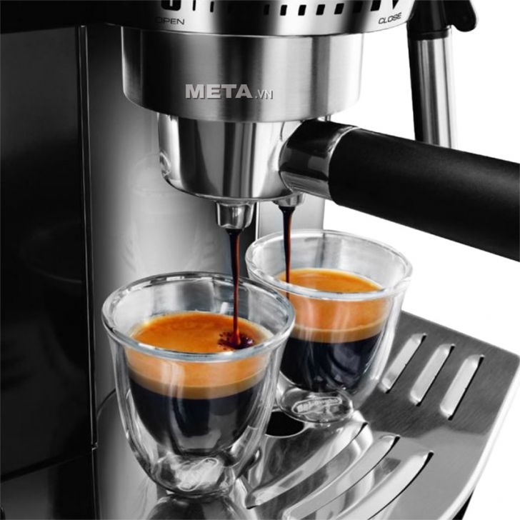 Máy pha cà phê Delonghi PUMP ESPRESSO EC820.B có chức năng chống chảy nhỏ giọt