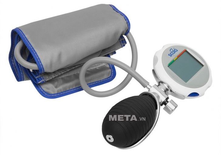 Máy đo huyết áp điện tử bắp tay bán tự động Scala KP-7920