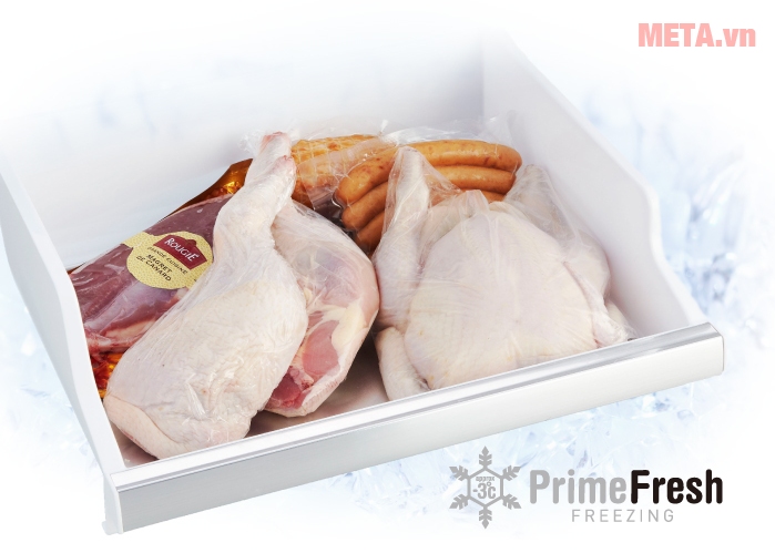 Tủ lạnh side by side Panasonic NR-F610GT-X2 sử dụng công nghệ làm lạnh nhanh.