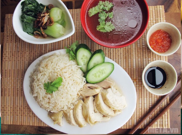 Gạo đặc sản miền Bắc Thái Dương 5kg cho hạt gạo dẻo, thơm, đậm đà.