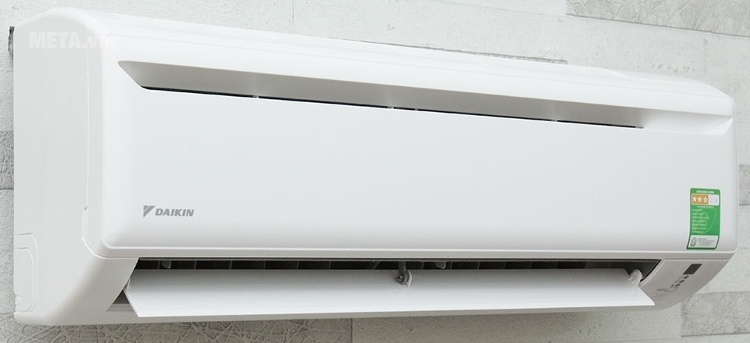 Điều hòa Daikin 1 chiều 9000BTU FTV25AXV1V/RV25AXV1V với thiết kế sang trọng. Điều hòa Daikin 1 chiều 9000BTU FTV25AXV1V/RV25AXV1V với thiết kế sang trọng.