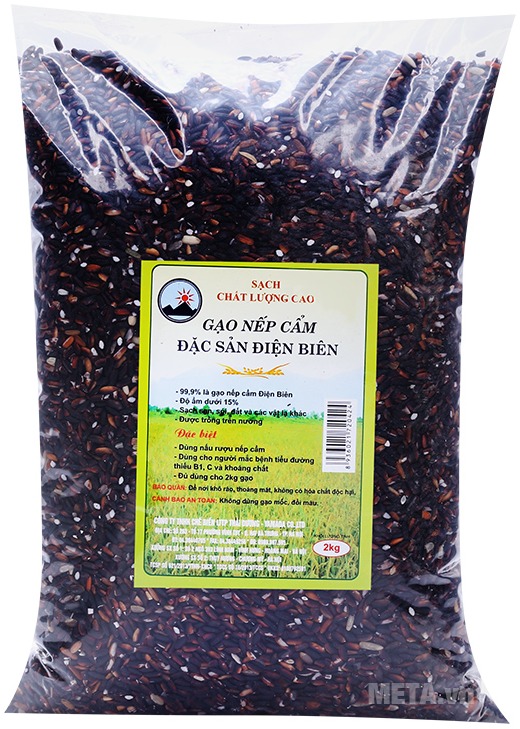 Gạo nếp cẩm đặc sản Điện Biên Thái Dương được đóng gói túi chắc chắn.