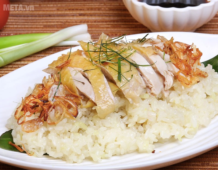 Gạo nếp nương đặc sản Điện Biên Thái Dương giúp các món xôi trở nên ngon hơn.