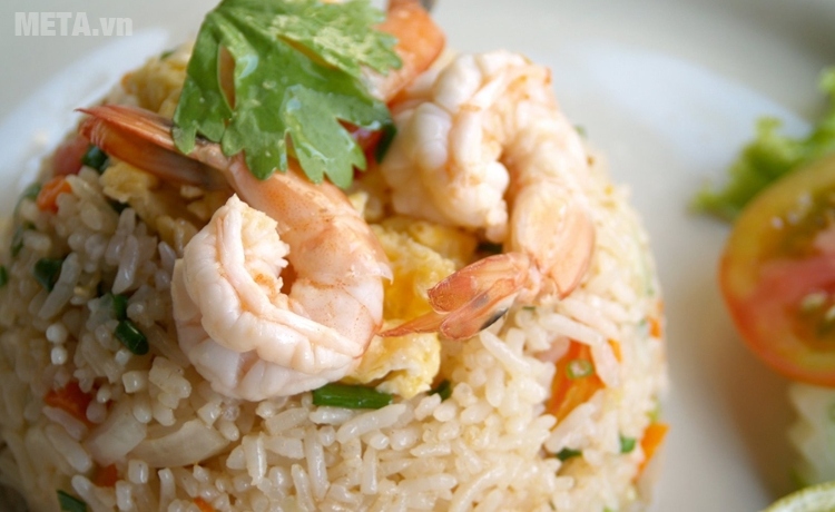 Gạo tẻ thơm đặc sản Điện Biên Thái Dương 5kg cho chất lượng gạo thơm, ngon, đậm vị.