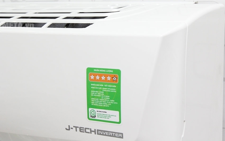 Điều hòa Sharp AH-X9SEW 1HP tiết kiệm điện năng tối đa cho người dùng.