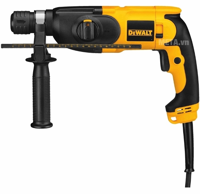 Máy khoan búa DeWalt D25012K thiết kế tay nắm phụ có độ ma sát cao. Máy khoan búa DeWalt D25012K thiết kế tay nắm phụ có độ ma sát cao.