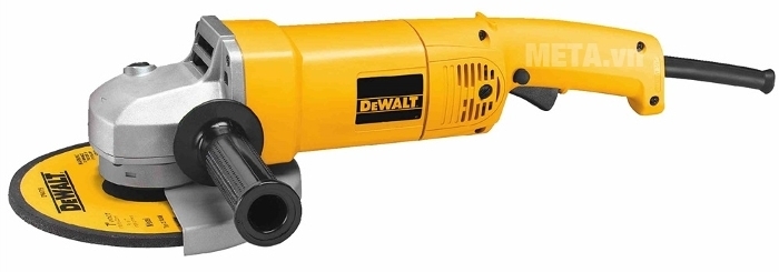 Máy mài góc 180mm 1.800W DeWalt DW840 có công tắc bóp đuôi bằng 2 ngón tay giúp giảm mỏi tay.