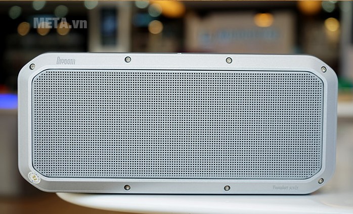 Loa Divoom Voombox Party với vỏ ngoài bằng kim loại chắc chắn.