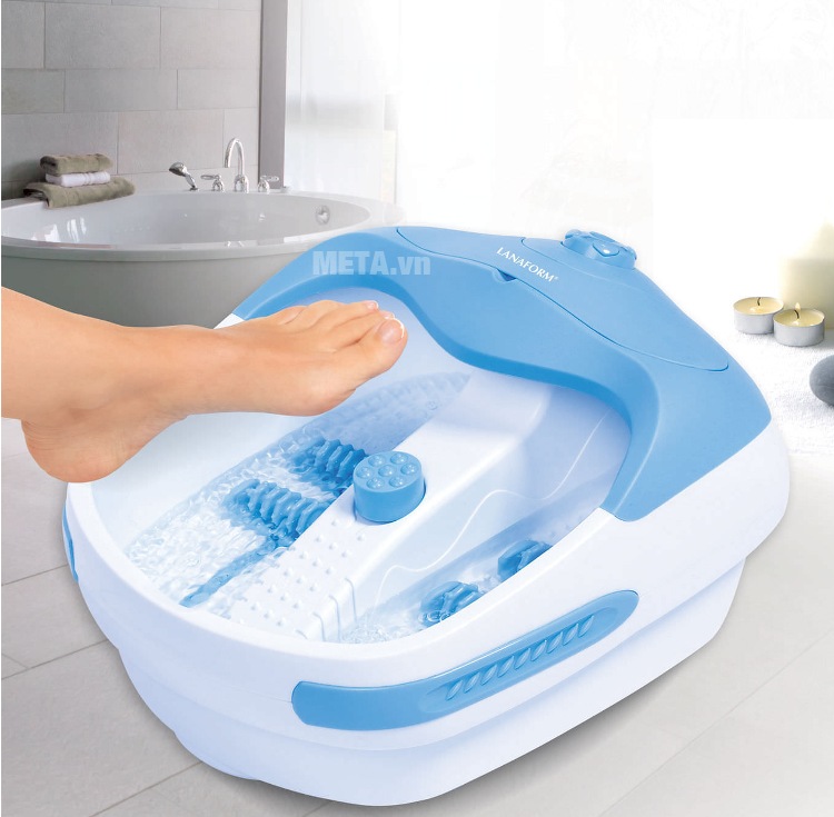 Bồn massage chân Lanaform Bubble Footcare giúp thư giãn, giảm căng thẳng mệt mỏi.