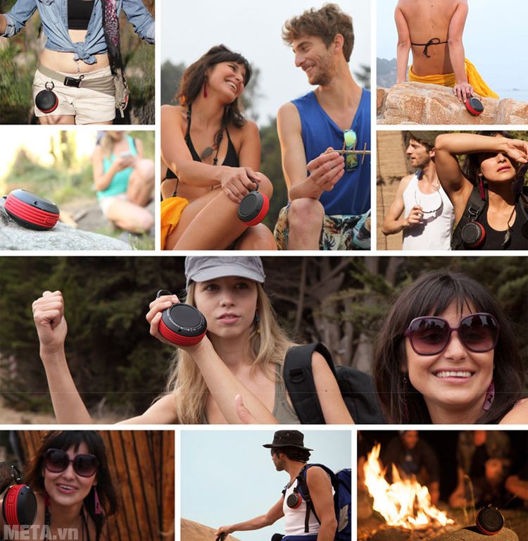 Loa Divoom Voombox Travel thích hợp để di du lịch, dã ngoại.