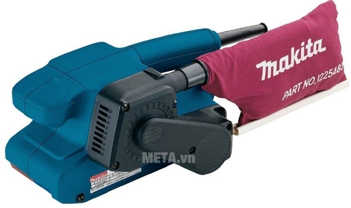 Máy chà nhám băng Makita 9910 có công suất cao, giúp làm việc hiệu quả hơn.