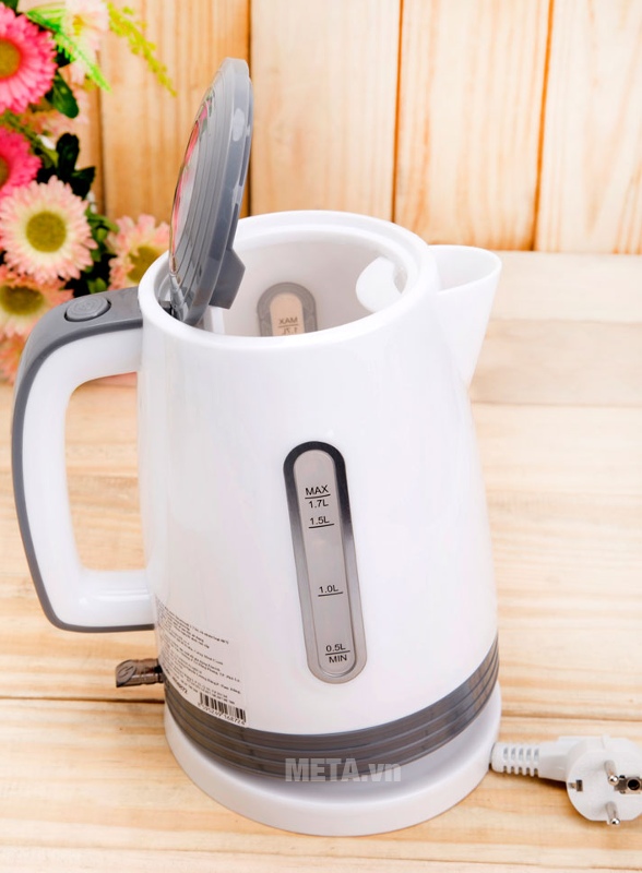 Thước đo mực nước in rõ nét trên ấm siêu tốc SmartCook 1,7l SM6872 Thước đo mực nước in rõ nét trên ấm siêu tốc SmartCook 1,7l SM6872