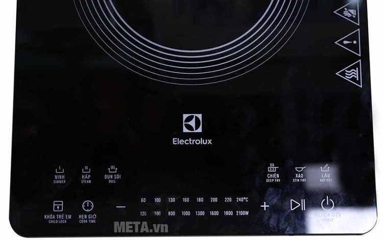 Bếp điện từ Electrolux ETD42SKR có bảng điều khiển cảm biến chạm