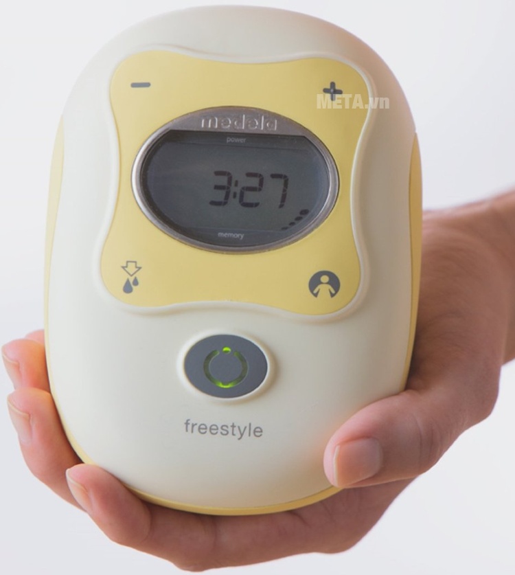 Máy hút sữa đôi bằng điện Medela Freestyle với thiết kế máy nhỏ gọn. Máy hút sữa đôi bằng điện Medela Freestyle với thiết kế máy nhỏ gọn.