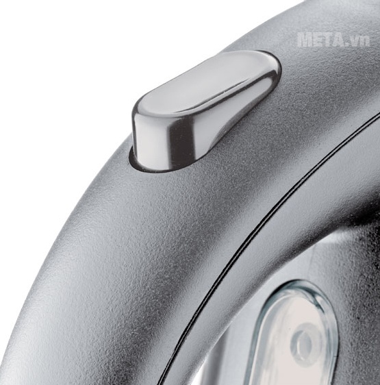 Bình siêu tốc Amica KO 3032 thiết kế công tắc bật trên tay cầm.