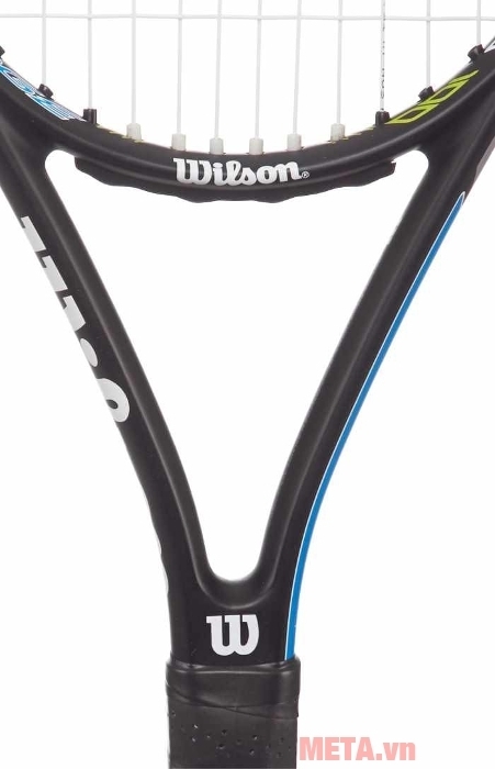 Vợt tennis Wilson SURGE PRO 100 WRT5767002 có tên thương hiệu và logo hãng trên khung vợt.