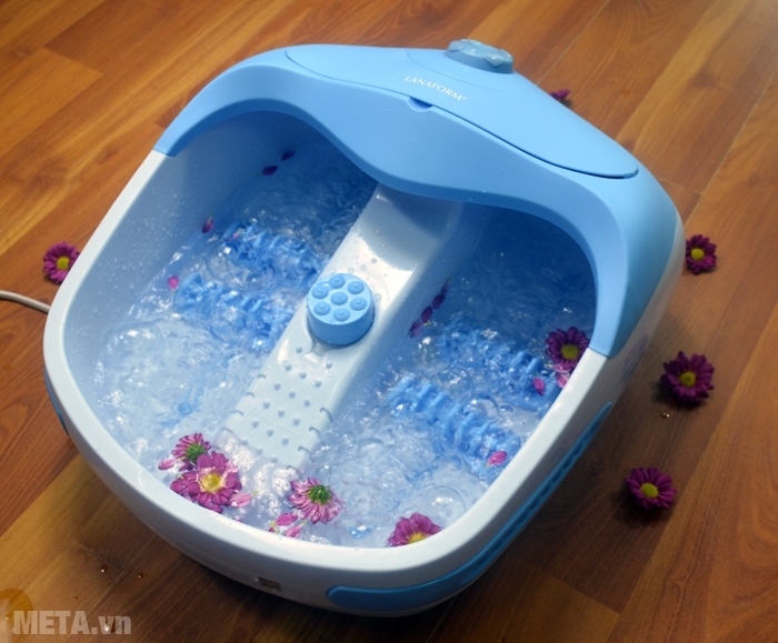 Bồn massage chân Lanaform Bubble Footcare LA110412 có chức năng sủi bọt.