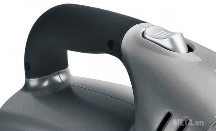 Máy hút bụi sạc điện Bosch BKS4043 thiết kế công tắc nguồn.