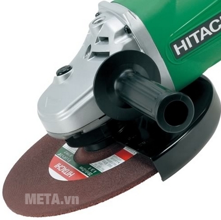Máy mài góc Hitachi G23SS có khóa trục giúp thay đĩa mài dễ dàng.