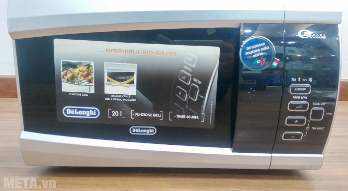 Lò vi sóng Delonghi MW205 S có hẹn giờ 60 phút.