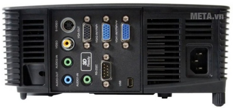 Máy chiếu Infocus IN226 với thiết kế ổ cắm kết nối.