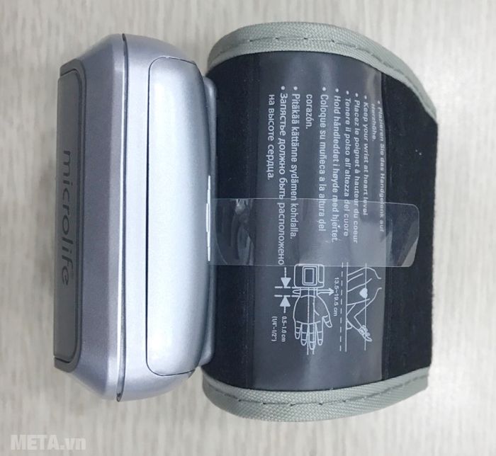 Máy đo huyết áp cổ tay Microlife BP 3BJ1-4D tự động bơm và xả khí vòng bít. Máy đo huyết áp cổ tay Microlife BP 3BJ1-4D tự động bơm và xả khí vòng bít.