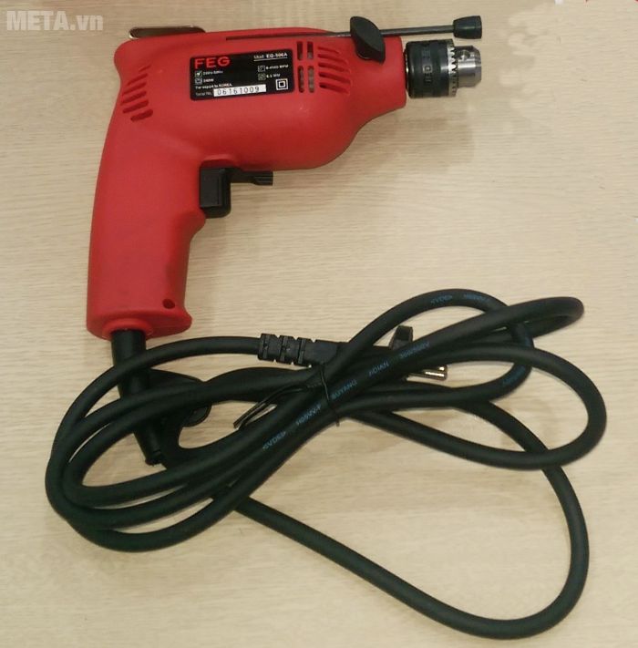 Máy khoan đầu cặp FEG EG-506A trọng lượng nhẹ thao tác dễ dàng.