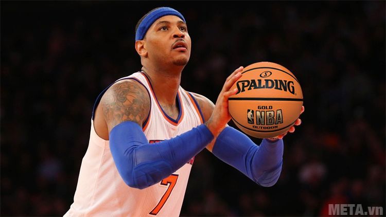 Bóng rổ Spalding Gold Outdoor (83-013Z) giúp kiểm soát cú ném bóng chính xác hơn. Bóng rổ Spalding Gold Outdoor (83-013Z) giúp bạn chơi chuyên nghiệp hơn.