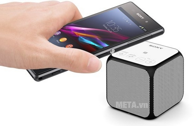 Loa di động Bluetooth SRS-X11 tích hợp với Smartphone nhanh chóng