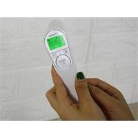 Nhiệt kế điện tử hồng ngoại đo trán Microlife NC200
